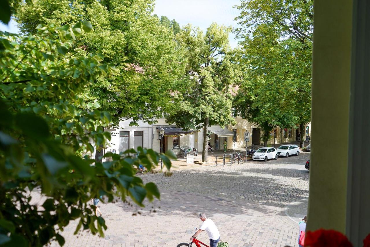 Cafe Alice & Pension Gmbh Потсдам Экстерьер фото